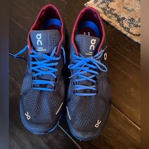 On Running Men’s shoes size 11.5